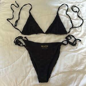 Like new skatie Monaco set